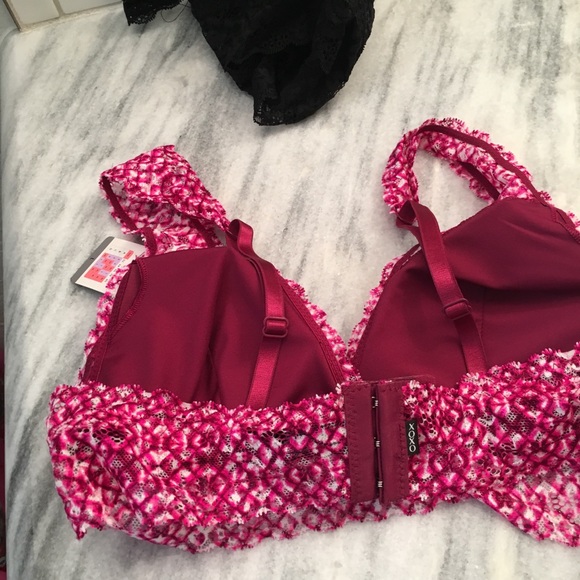 2 new bras with tags - Picture 4 of 8
